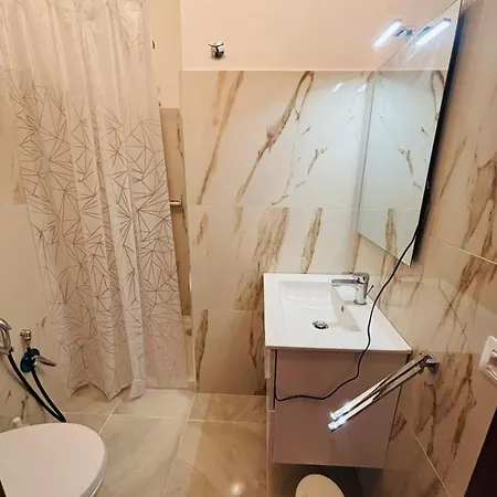 公寓 Matthias And *