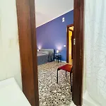 Matthias And Apartmán Bari